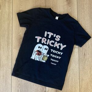 Kids Halloween tee top It’s Tricky Bella canvas size M